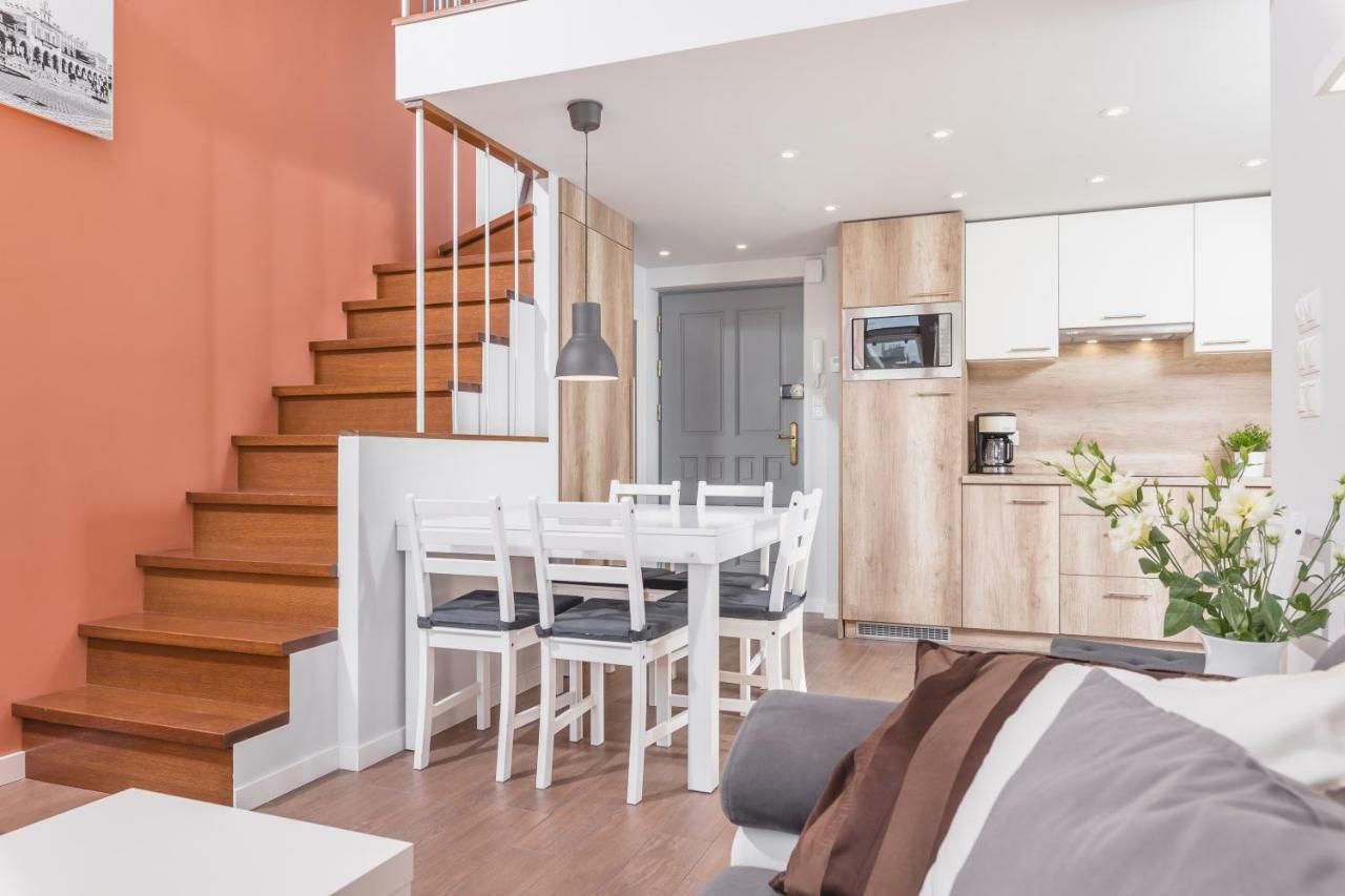 Cheerful Air Conditioned Apartment With Mezzanine And Parking - Old Town Kraków Exteriör bild