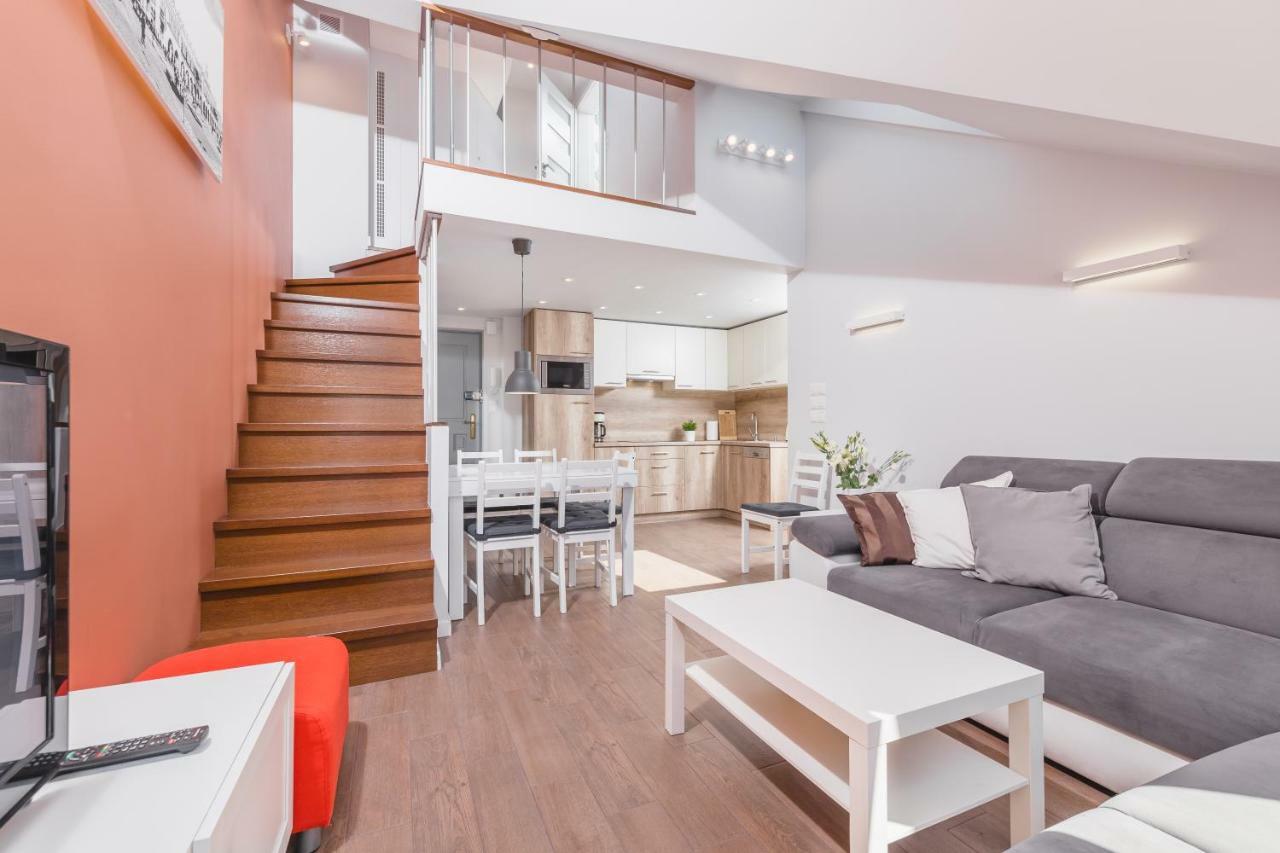 Cheerful Air Conditioned Apartment With Mezzanine And Parking - Old Town Kraków Exteriör bild