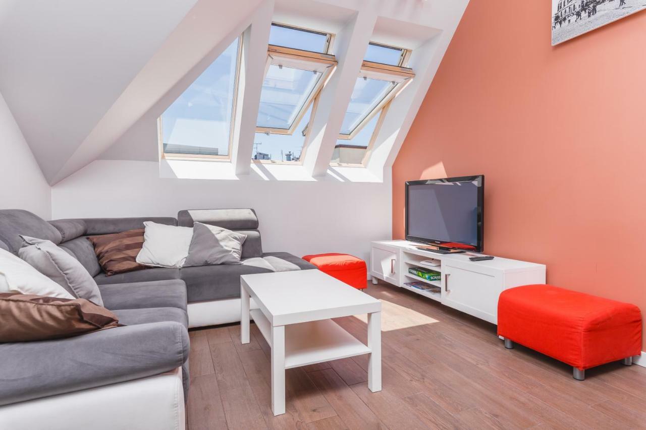 Cheerful Air Conditioned Apartment With Mezzanine And Parking - Old Town Kraków Exteriör bild