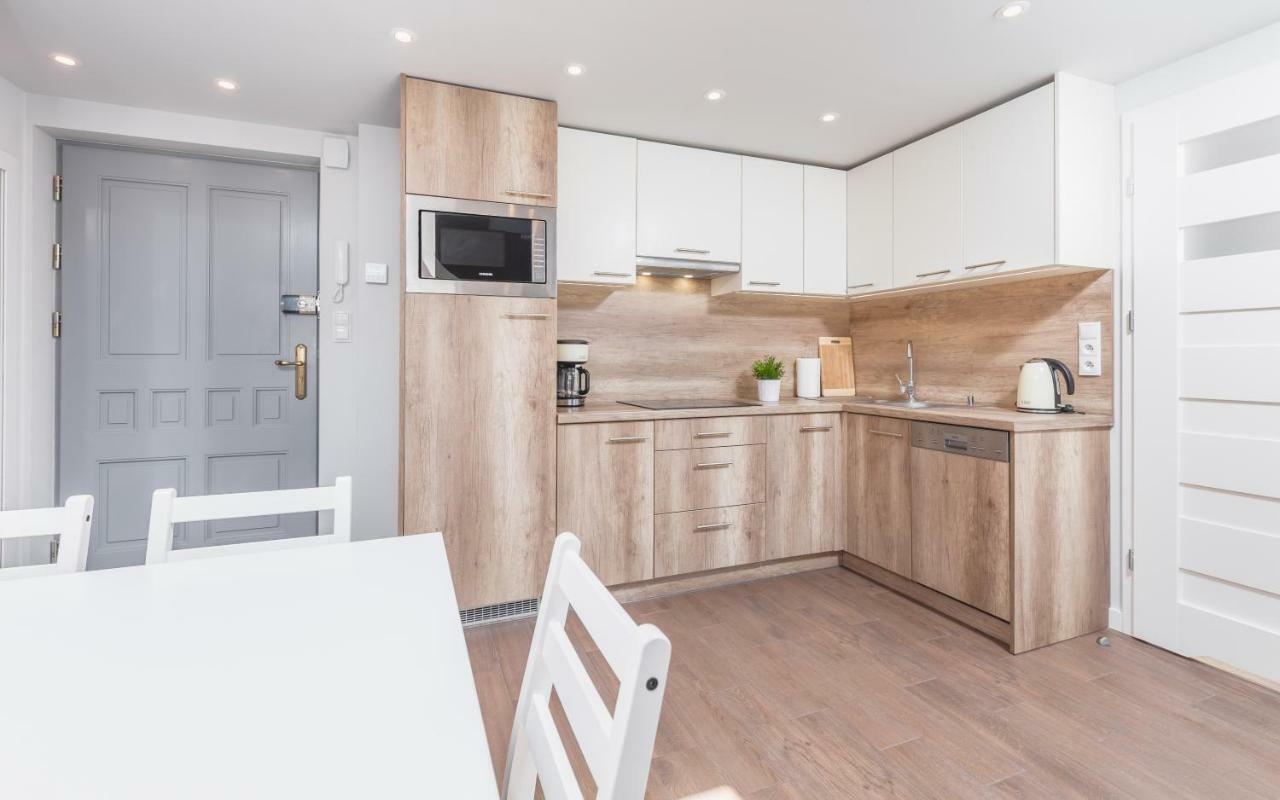Cheerful Air Conditioned Apartment With Mezzanine And Parking - Old Town Kraków Exteriör bild