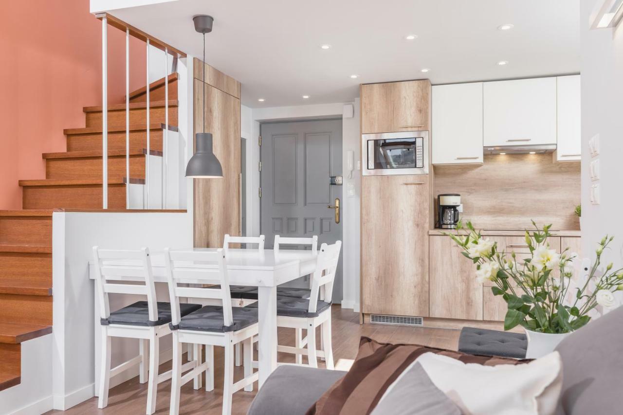 Cheerful Air Conditioned Apartment With Mezzanine And Parking - Old Town Kraków Exteriör bild