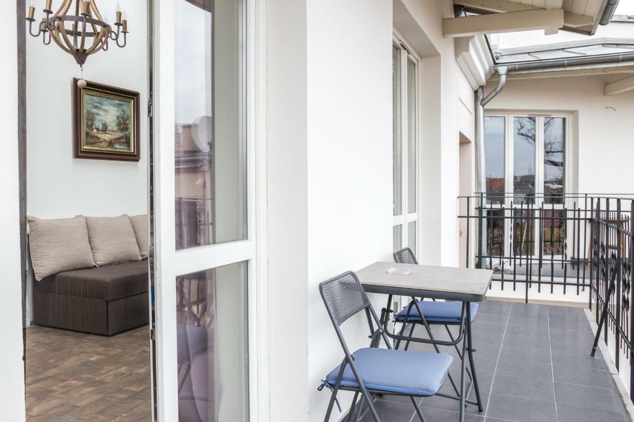 Cheerful Air Conditioned Apartment With Mezzanine And Parking - Old Town Kraków Exteriör bild