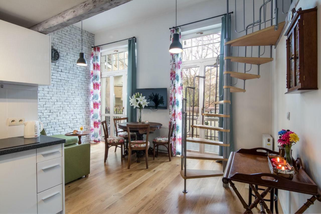 Cheerful Air Conditioned Apartment With Mezzanine And Parking - Old Town Kraków Exteriör bild