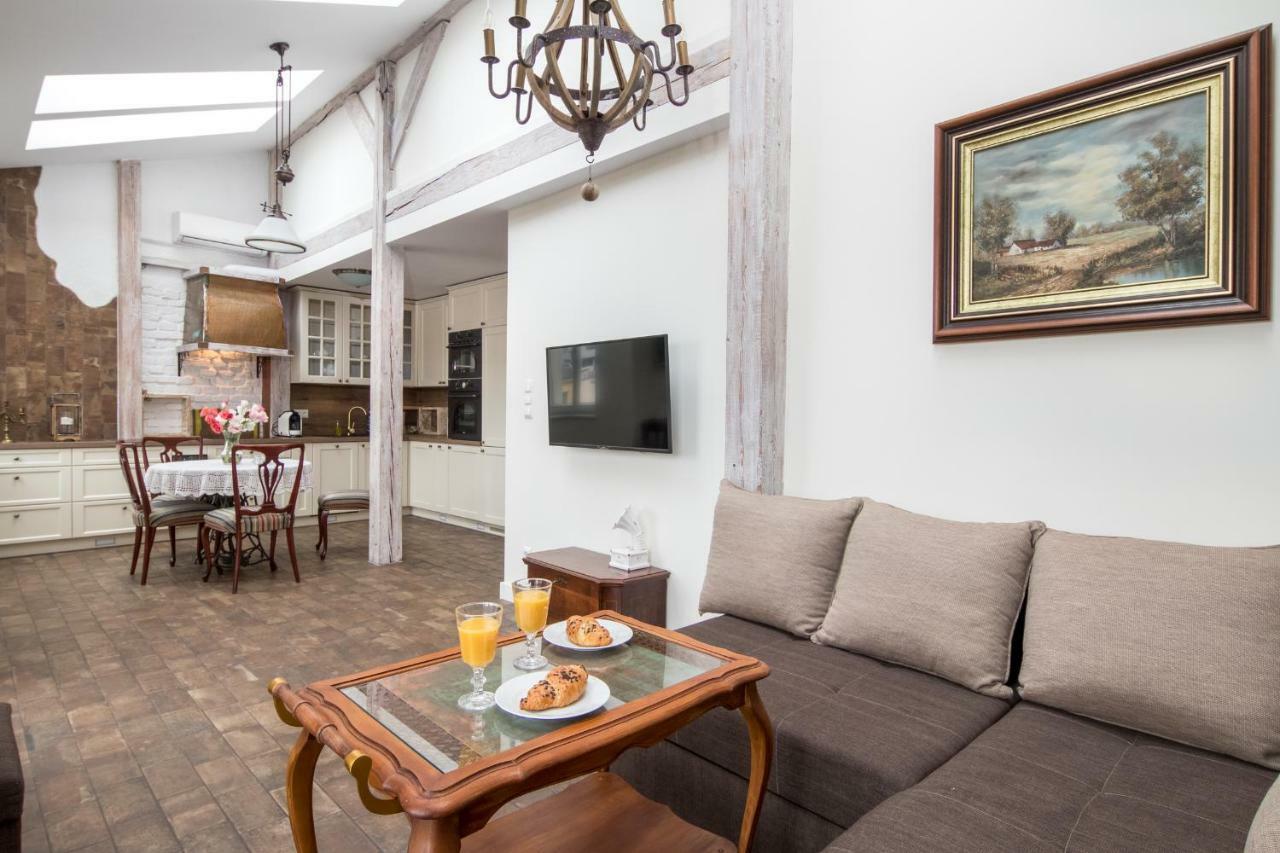 Cheerful Air Conditioned Apartment With Mezzanine And Parking - Old Town Kraków Exteriör bild