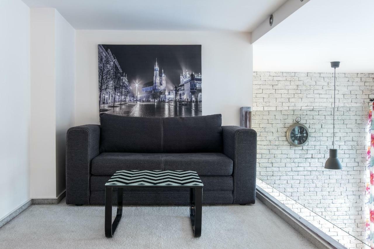 Cheerful Air Conditioned Apartment With Mezzanine And Parking - Old Town Kraków Exteriör bild
