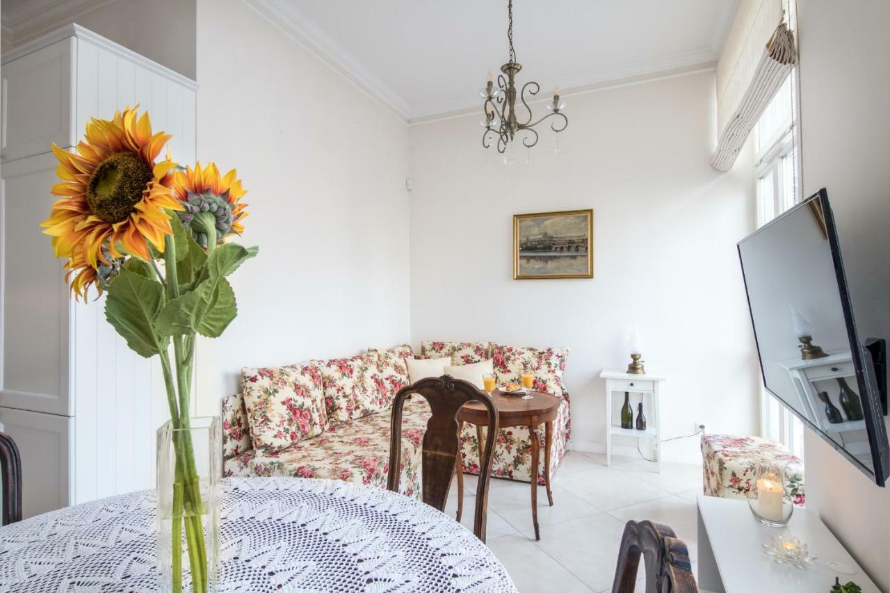 Cheerful Air Conditioned Apartment With Mezzanine And Parking - Old Town Kraków Exteriör bild