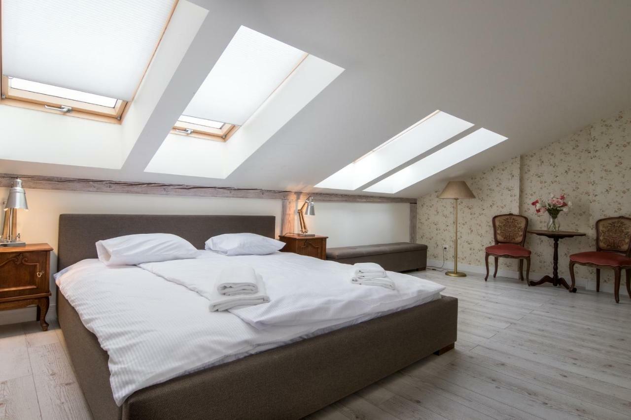 Cheerful Air Conditioned Apartment With Mezzanine And Parking - Old Town Kraków Exteriör bild