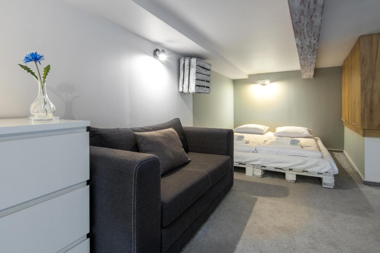 Cheerful Air Conditioned Apartment With Mezzanine And Parking - Old Town Kraków Exteriör bild
